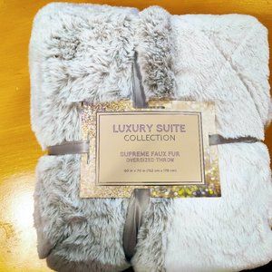 Supreme Faux Fur Oversized Throw Blanket